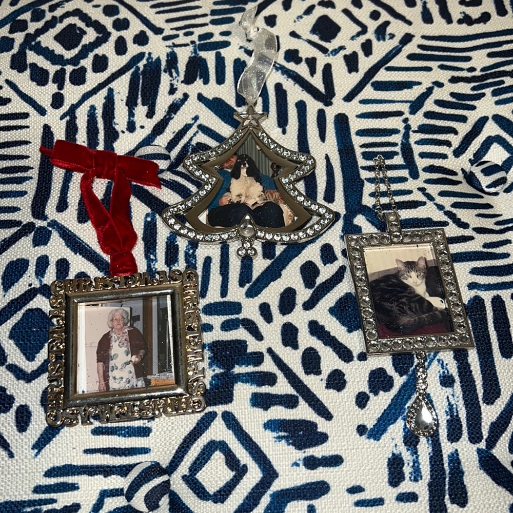 Vintage three-piece Christmas ornament